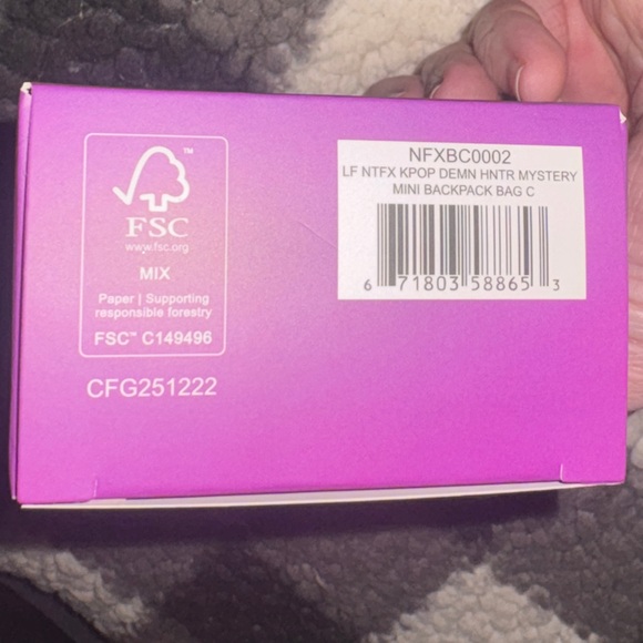 Rumi K-Pop Demon Hunters Loungefly Bag Charm Keychain Huntr/X Movies Netflix NIB - Picture 4 of 6